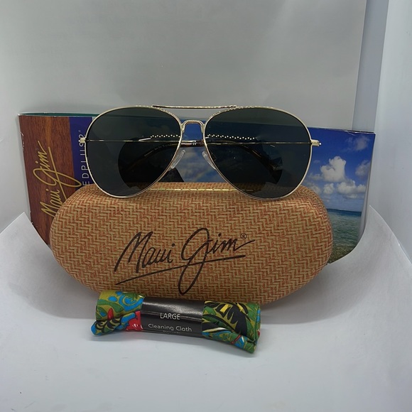 Brand New Maui Jim Polarized Aviator double bridge Gold/grey Lenses - Picture 9 of 10